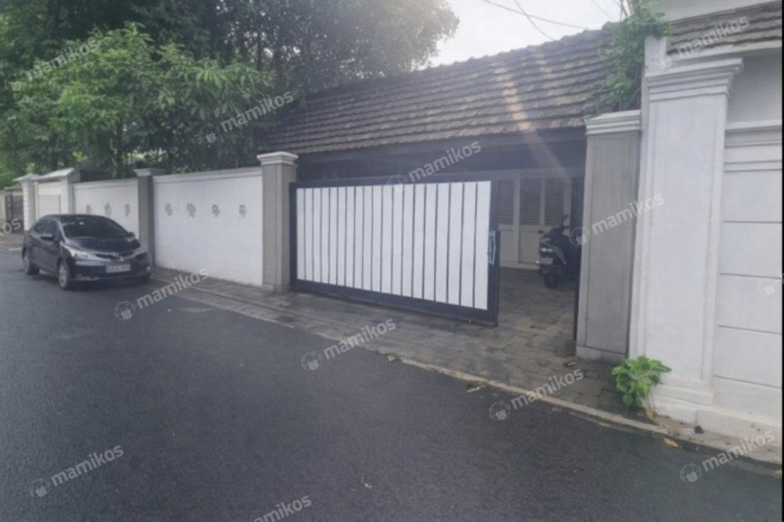 Rumah Sertifikat SHM 4 Kamar Tidur 4 Kamar Mandi Kemang Jakarta Selatan