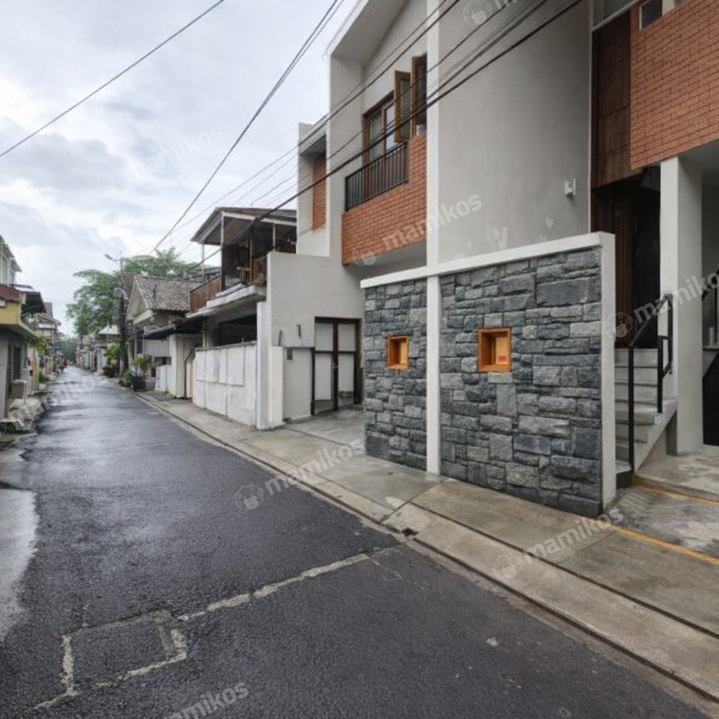 Rumah Sertifikat SHM 4 Kamar Tidur 4 Kamar Mandi Cipinang Jakarta Timur - Photo 2
