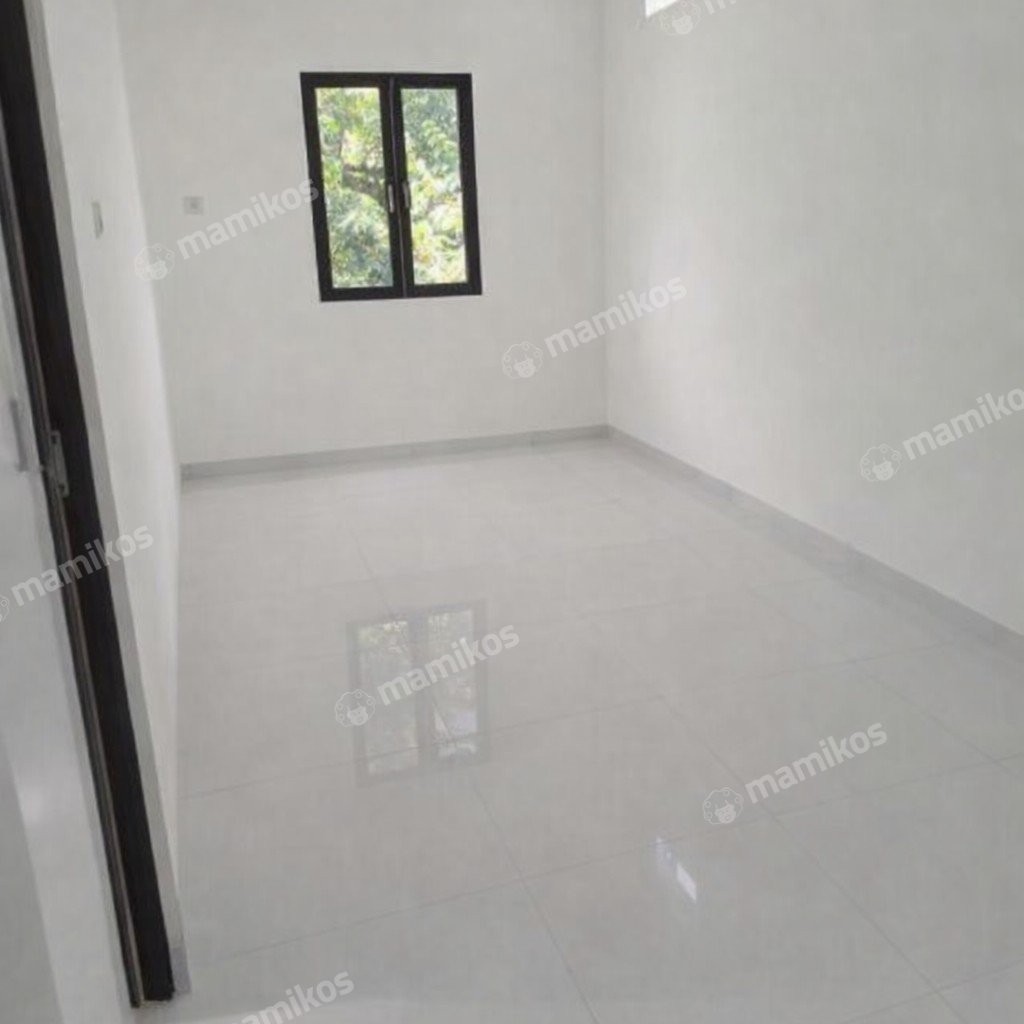 Rumah Sertifikat SHM 3 Kamar Tidur 2 Kamar Mandi Cilangkap Jakarta Timur - Photo 4