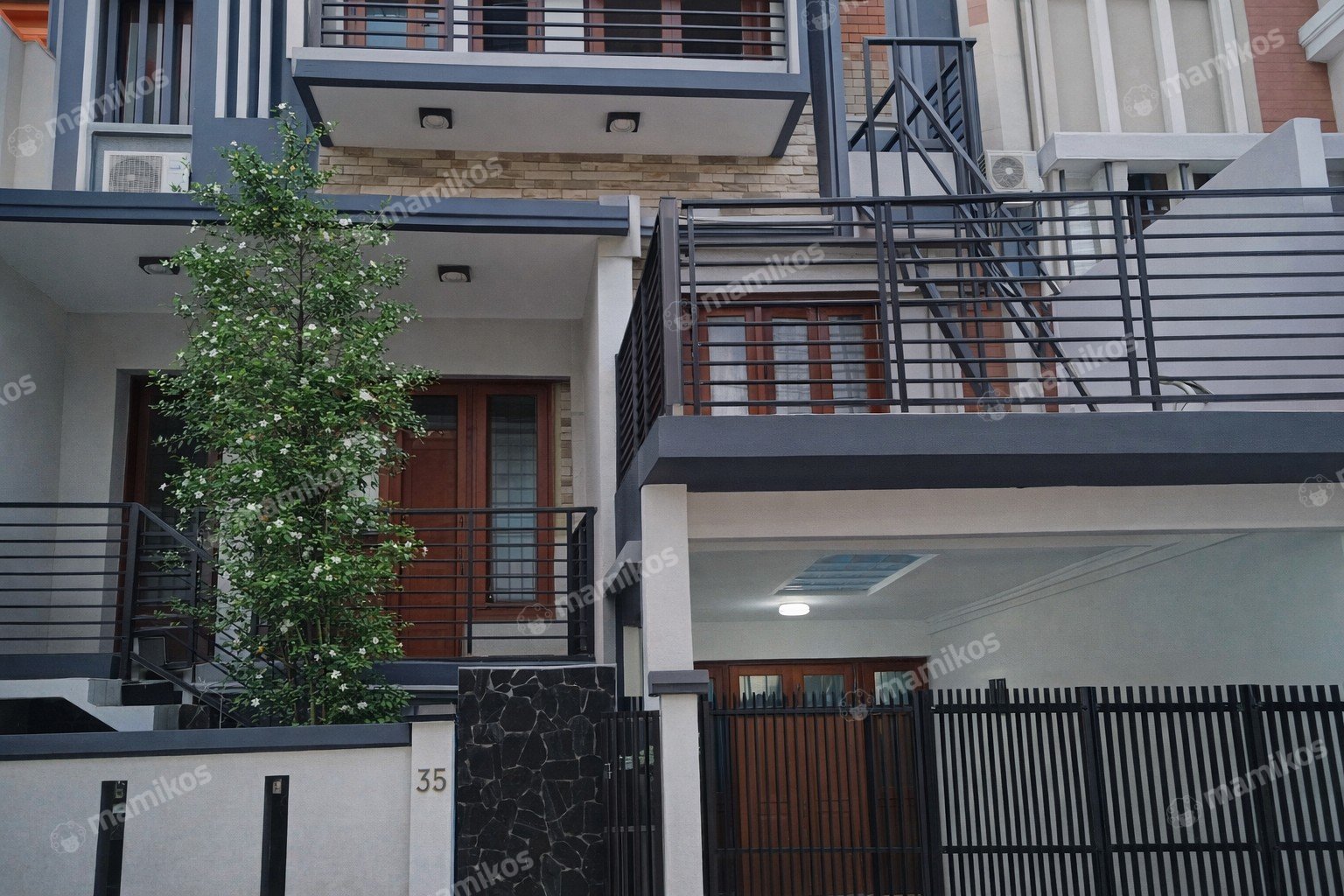 Rumah Sertifikat SHM 7 Kamar Tidur 7 Kamar Mandi Palmerah Jakarta Barat