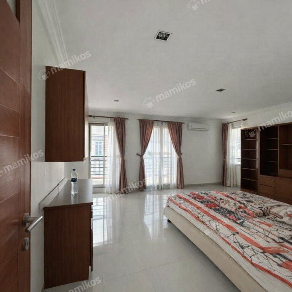 Rumah Sertifikat SHM 7 Kamar Tidur 7 Kamar Mandi Palmerah Jakarta Barat - Photo 5