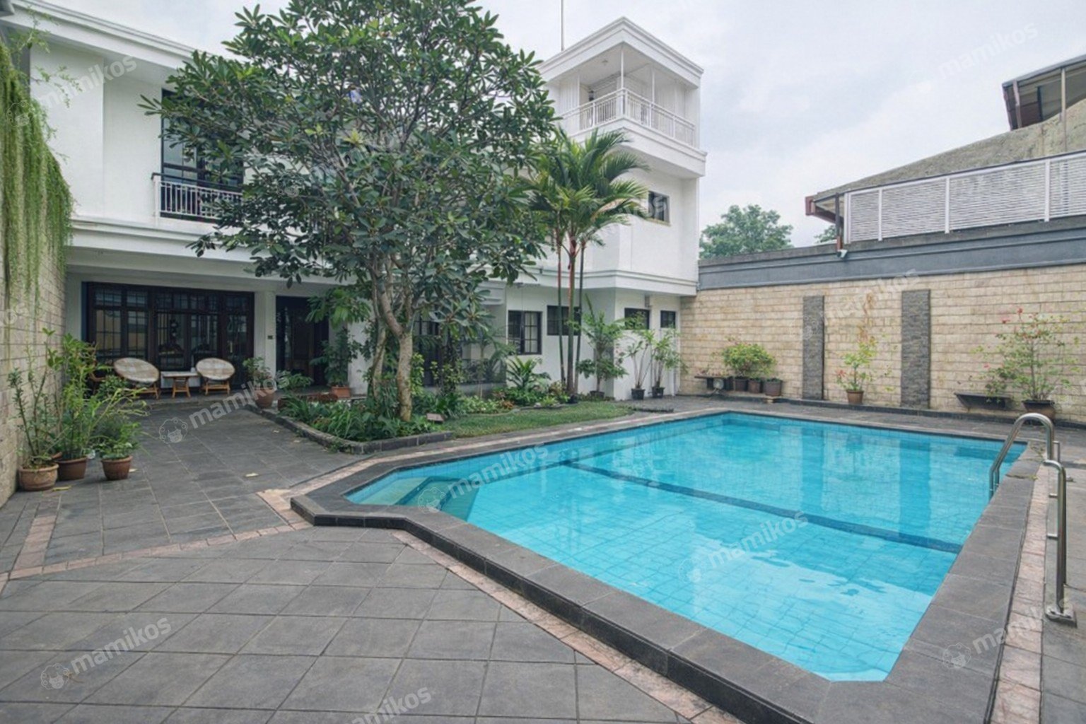 Rumah Sertifikat SHM 3 Kamar Tidur 4 Kamar Mandi Ragunan Jakarta Selatan
