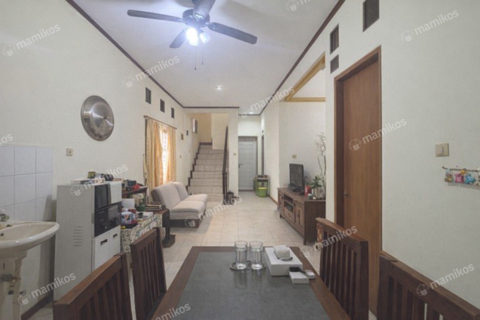 Rumah Sertifikat SHM 4 Kamar Tidur 3 Kamar Mandi Cipete Jakarta Selatan - Photo 4