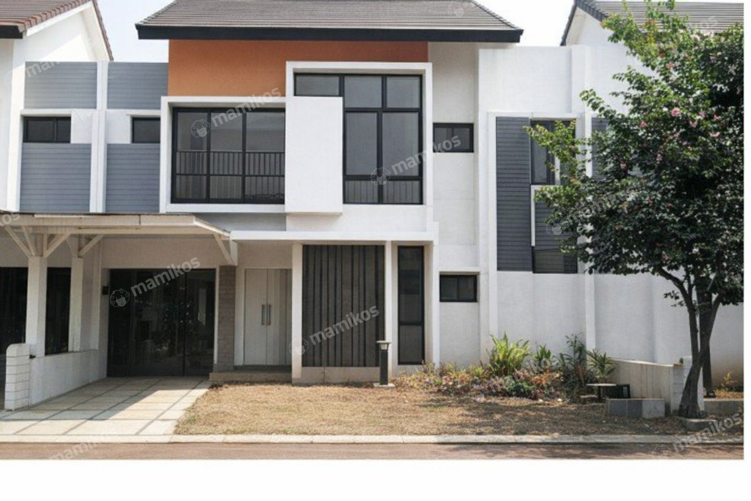 Rumah Sertifikat SHM 4 Kamar Tidur 4 Kamar Mandi Jakarta Garden City Jakarta Timur