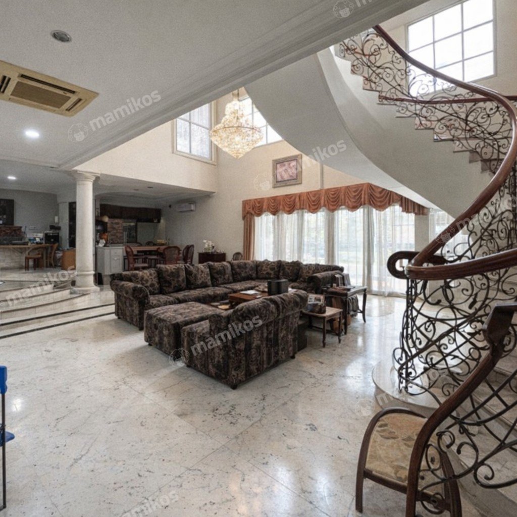 Rumah Sertifikat SHM 6 Kamar Tidur 5 Kamar Mandi Kuningan Jakarta Selatan - Photo 4