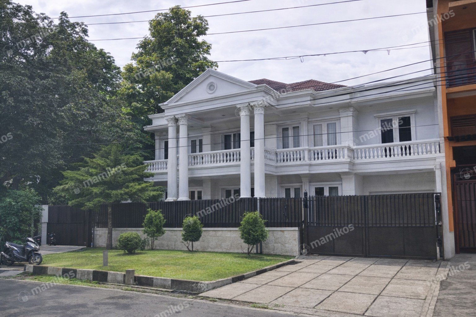 Rumah Sertifikat SHM 6 Kamar Tidur 5 Kamar Mandi Kayu Putih Jakarta Timur - Photo 4
