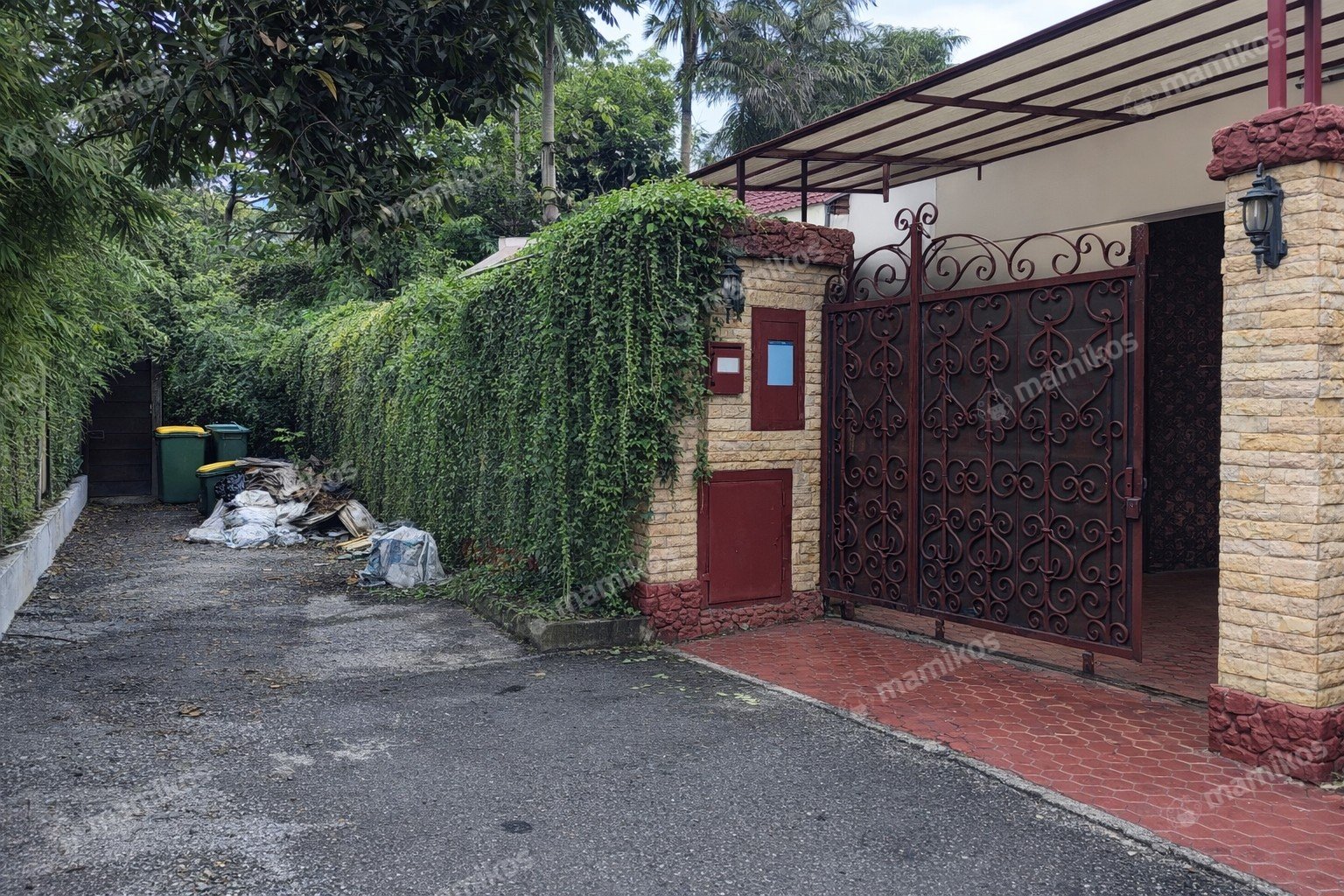 Rumah Sertifikat SHM 3 Kamar Tidur 2 Kamar Mandi Kemang Jakarta Selatan