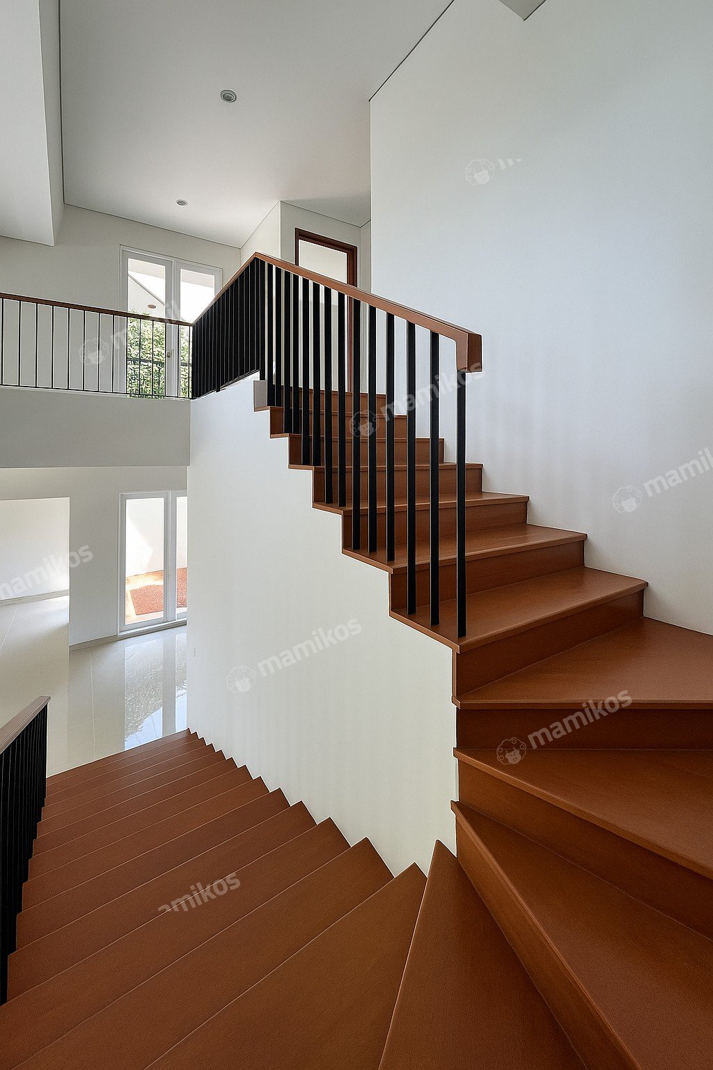 Rumah Sertifikat SHM 5 Kamar Tidur 4 Kamar Mandi Kemang Jakarta Selatan - Photo 2