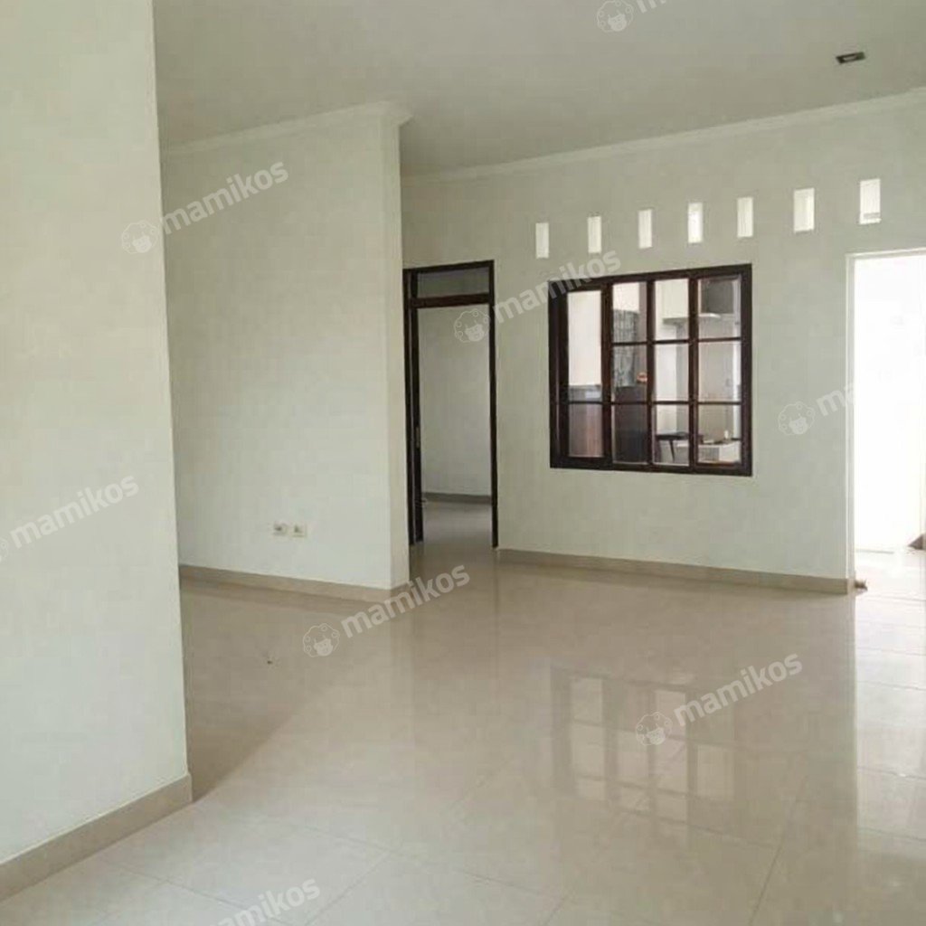 Rumah Sertifikat SHM 3 Kamar Tidur 3 Kamar Mandi Raffles Hills Jakarta Timur - Photo 2