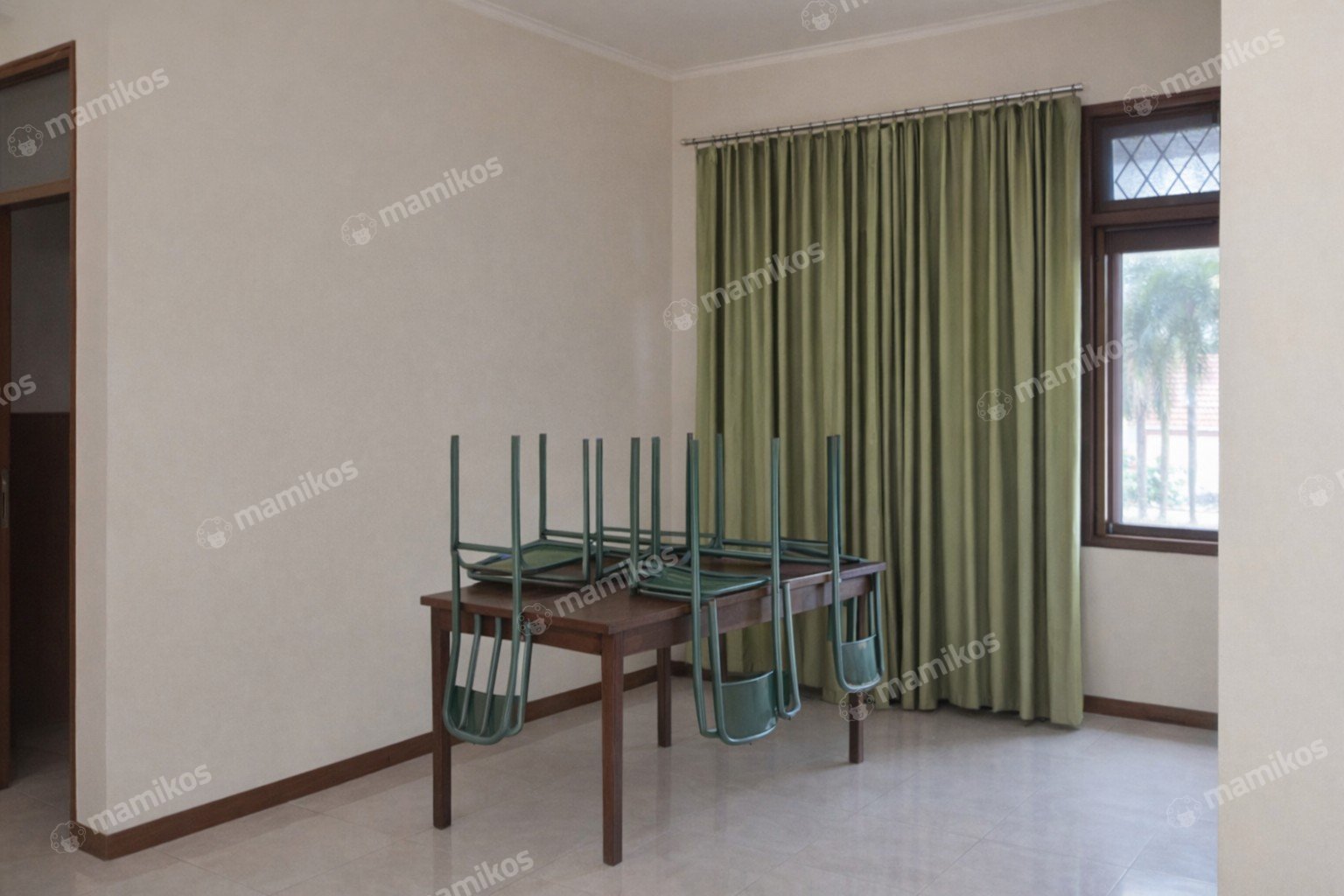 Rumah Sertifikat HGB 8 Kamar Tidur 4 Kamar Mandi Tanjung Duren Jakarta Barat - Photo 2