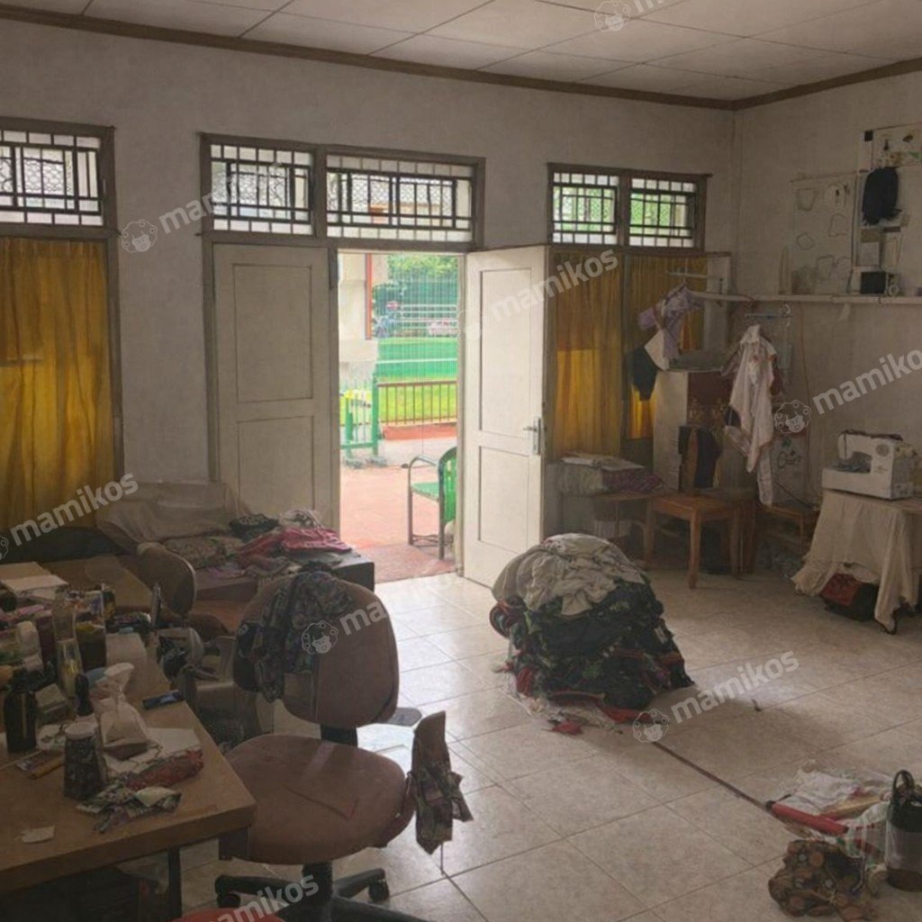Rumah Sertifikat SHM 4 Kamar Tidur 4 Kamar Mandi Kalideres Jakarta Barat - Photo 2
