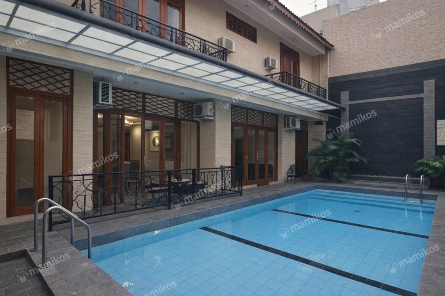 Rumah Sertifikat SHM 5 Kamar Tidur 4 Kamar Mandi Kebayoran Baru Jakarta Selatan