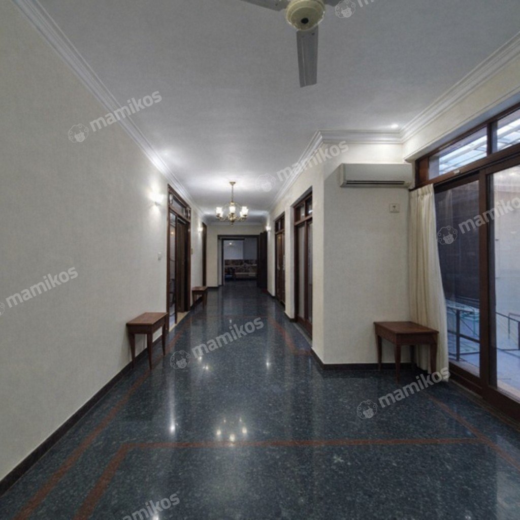 Rumah Sertifikat SHM 5 Kamar Tidur 4 Kamar Mandi Kebayoran Baru Jakarta Selatan - Photo 4