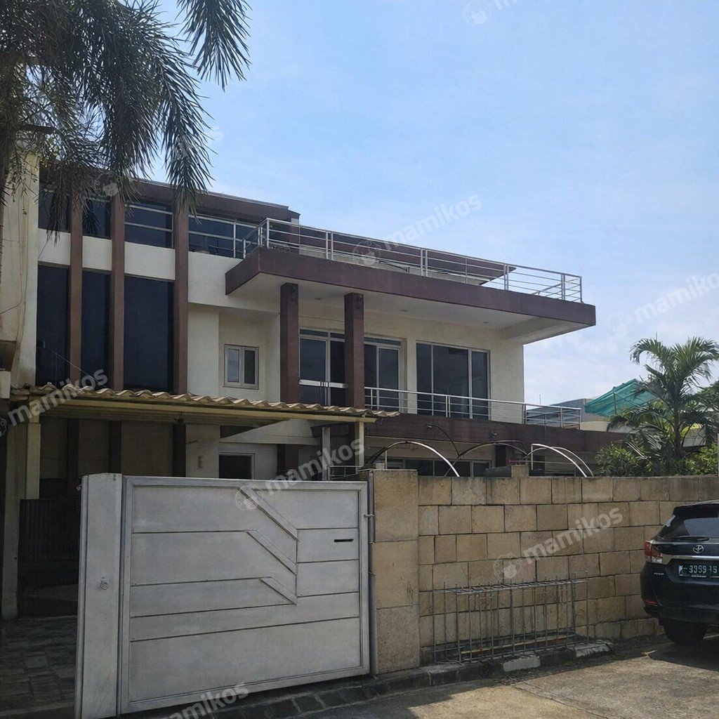 Rumah Sertifikat SHM 4 Kamar Tidur 4 Kamar Mandi Green garden Jakarta Barat - Photo 2