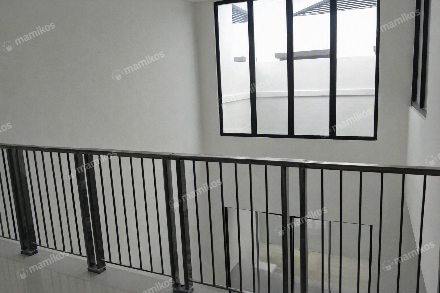 Rumah Sertifikat SHM 4 Kamar Tidur 3 Kamar Mandi Pantai Indah Kapuk 2 Jakarta Utara - Photo 3