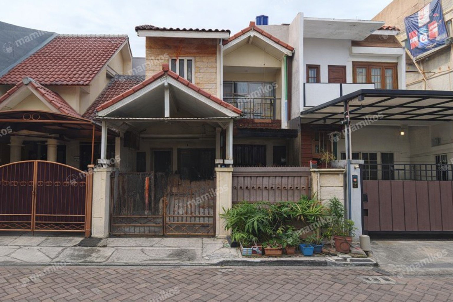 Rumah Sertifikat SHM 2 Kamar Tidur 2 Kamar Mandi Metland Puri Jakarta Barat
