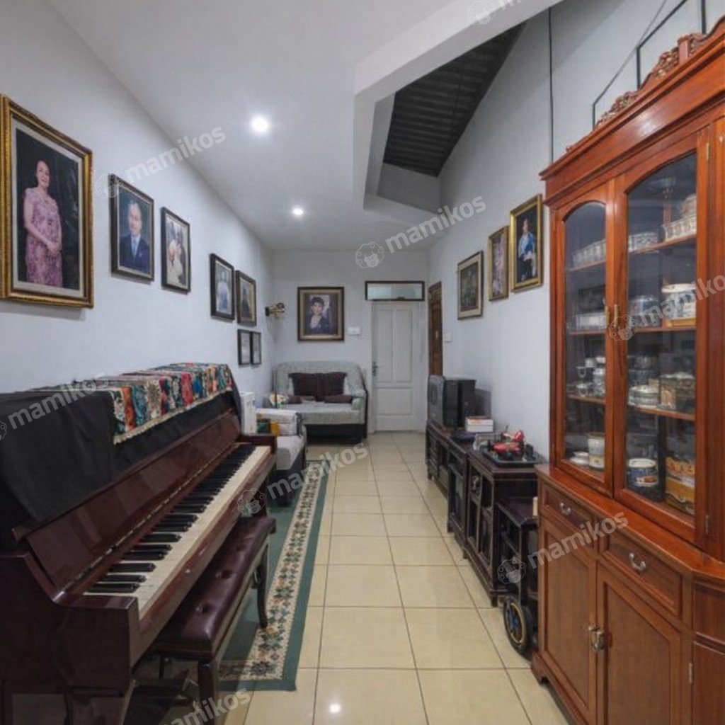 Rumah Sertifikat SHM 8 Kamar Tidur 8 Kamar Mandi Kebayoran Baru Jakarta Selatan - Photo 2