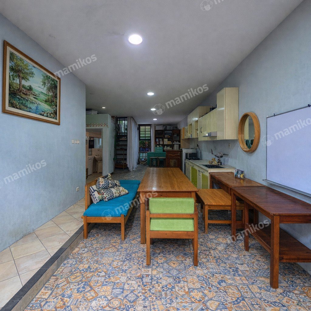 Rumah Sertifikat SHM 8 Kamar Tidur 8 Kamar Mandi Kebayoran Baru Jakarta Selatan - Photo 3