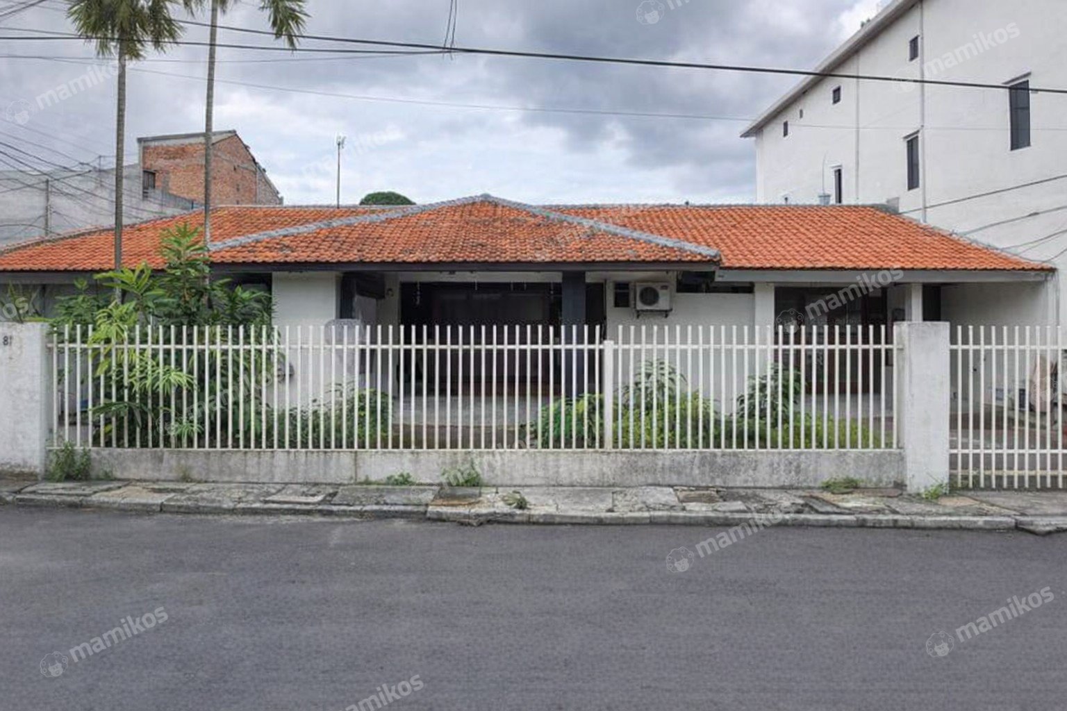 Rumah Sertifikat SHM 4 Kamar Tidur 3 Kamar Mandi Mampang Prapatan Jakarta Selatan