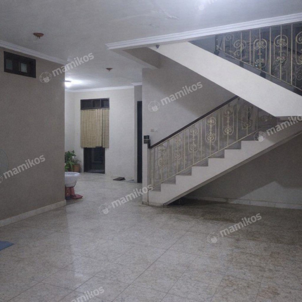 Rumah Sertifikat SHM 4 Kamar Tidur 3 Kamar Mandi Pulomas Jakarta Timur - Photo 2