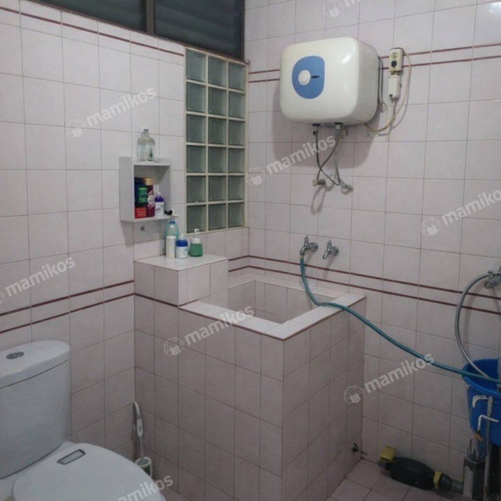 Rumah Sertifikat SHM 4 Kamar Tidur 3 Kamar Mandi Pulomas Jakarta Timur - Photo 5