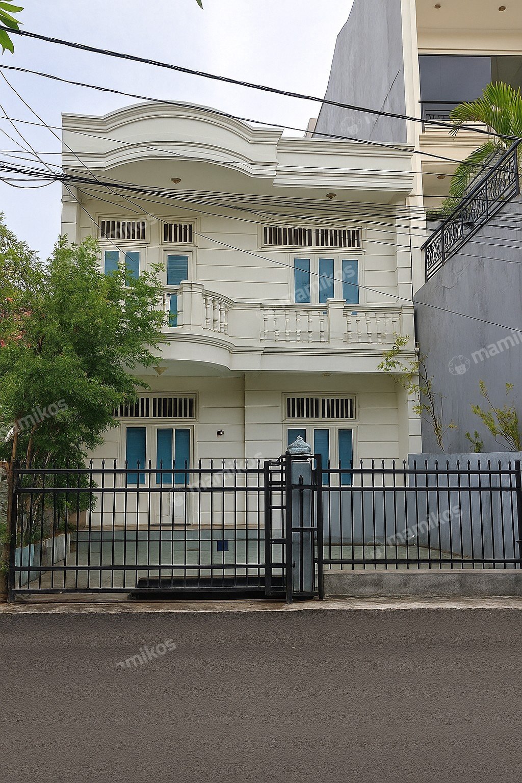 Rumah Sertifikat SHM 3 Kamar Tidur 2 Kamar Mandi Sunter Jakarta Utara - Photo 2