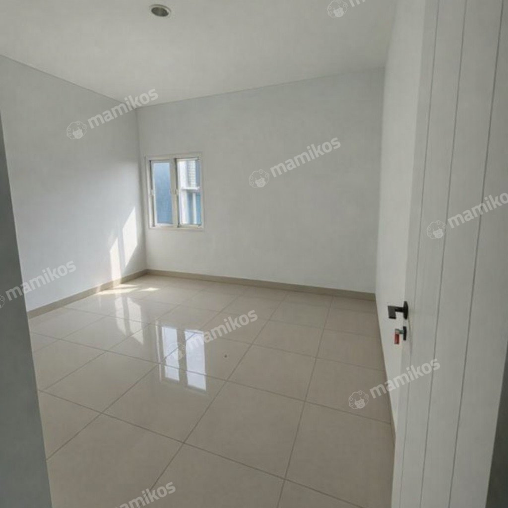 Rumah Sertifikat SHM 4 Kamar Tidur 4 Kamar Mandi Kota Wisata Jakarta Timur - Photo 4