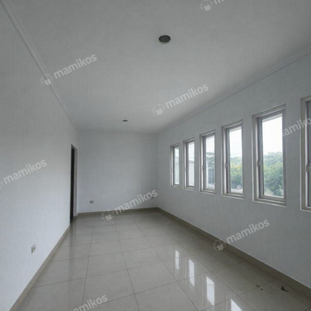 Rumah Sertifikat SHM 4 Kamar Tidur 4 Kamar Mandi Kota Wisata Jakarta Timur - Photo 5