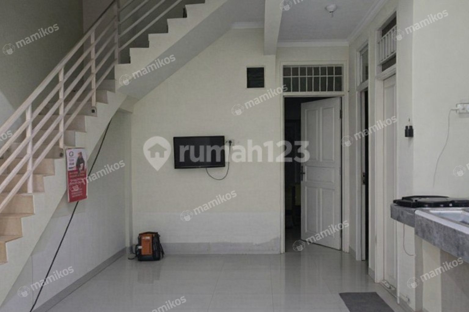 Rumah Sertifikat SHM 4 Kamar Tidur 3 Kamar Mandi Cakung Jakarta Timur