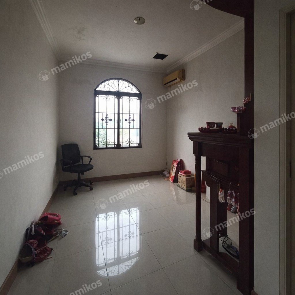 Rumah 5 Kamar Tidur 3 Kamar Mandi 2 Lantai Pantai Indah Kapuk Jakarta Utara - Photo 5