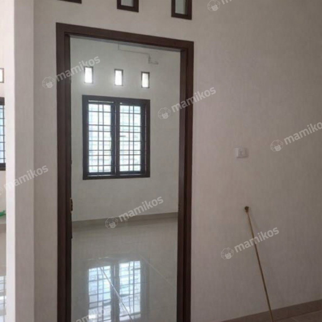 Rumah Sertifikat SHM 3 Kamar Tidur 2 Kamar Mandi Tanjung Duren Utara Jakarta Barat - Photo 3