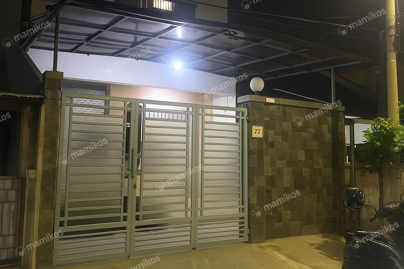 Rumah Sertifikat SHM 4 Kamar Tidur 4 Kamar Mandi Kalideres Jakarta Barat