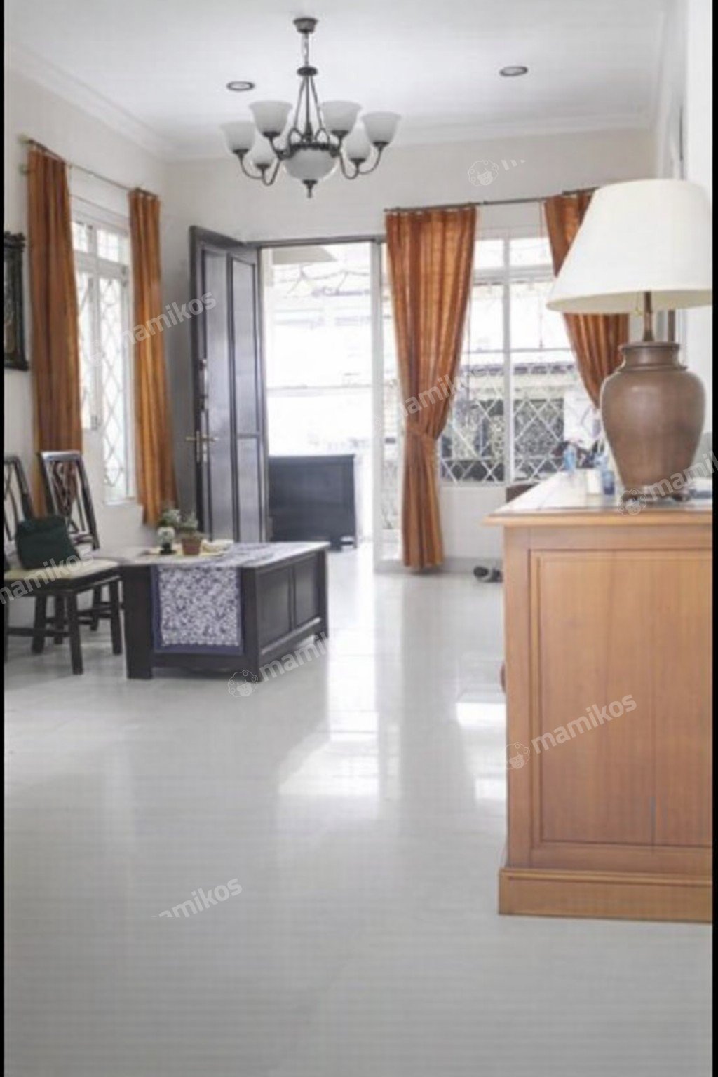 Rumah Sertifikat SHM 4 Kamar Tidur 3 Kamar Mandi Kebayoran Baru Jakarta Selatan - Photo 2