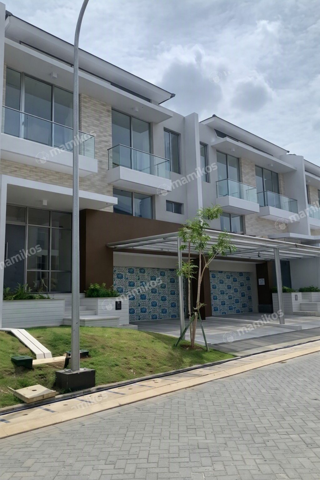 Rumah Baru 4 Kamar Tidur 5 Kamar Mandi Pantai Indah Kapuk Jakarta Utara - Photo 2