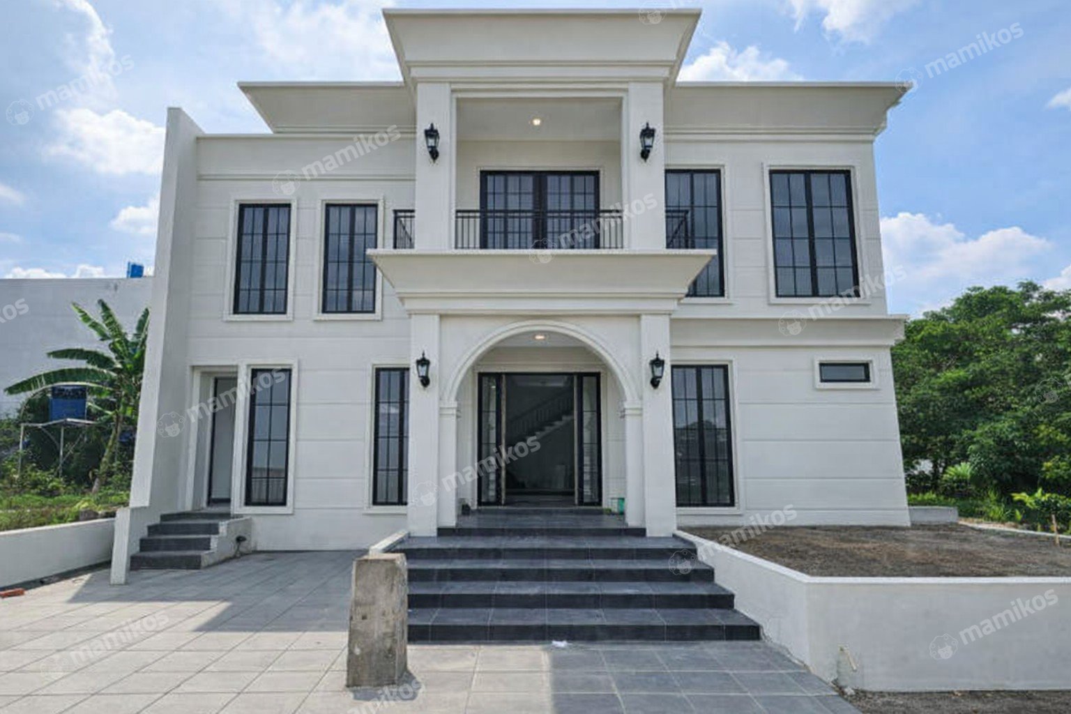 Rumah 4KT 3KM Intercon Jakarta Barat