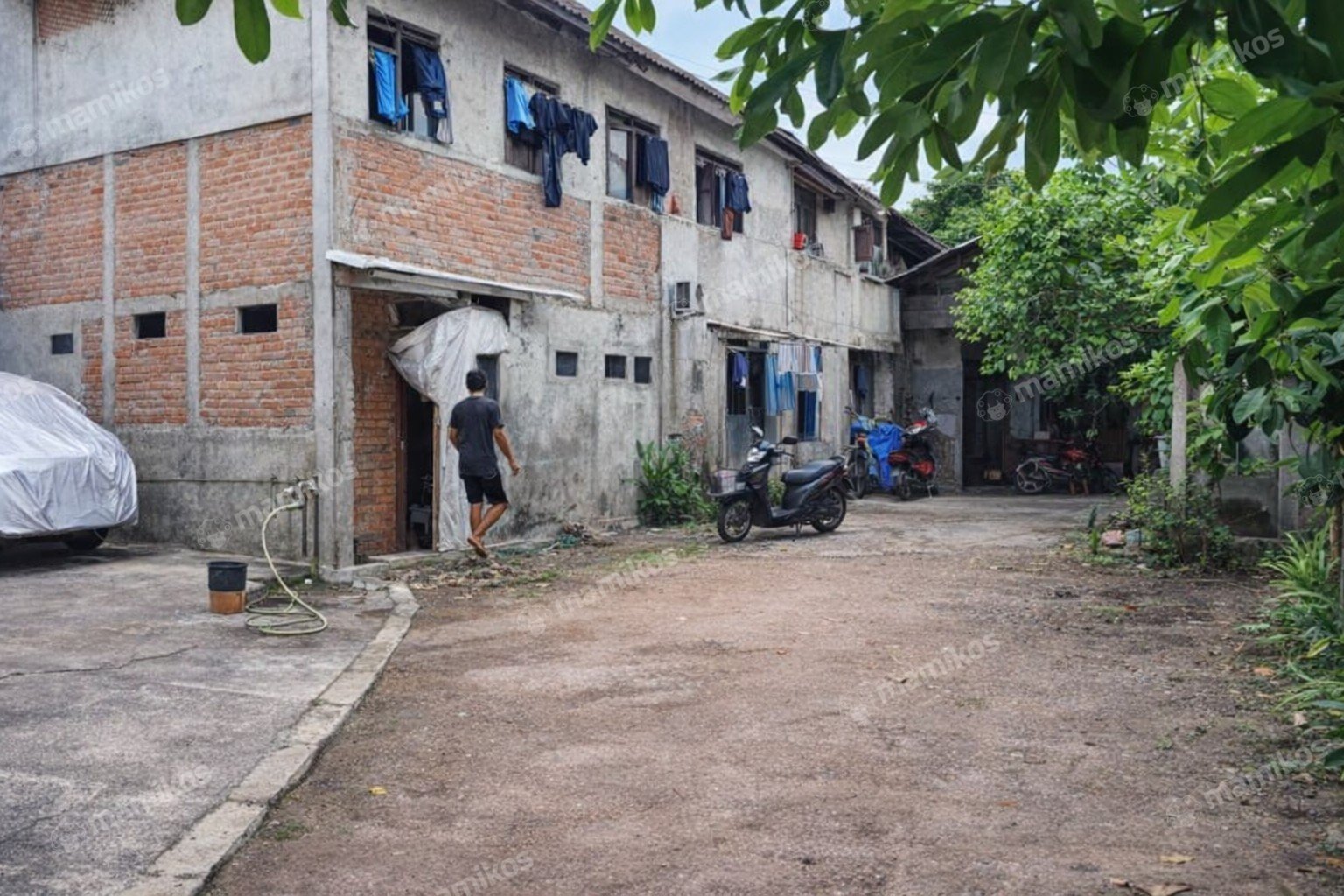 Rumah 21 Kamar Tidur 21 Kamar Mandi 2 Lantai Jembatan Besi Jakarta Barat - Photo 2