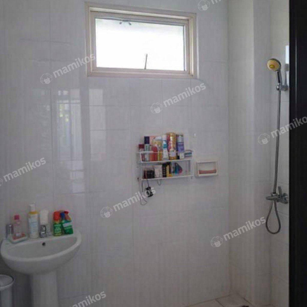 Rumah Sertifikat SHM 3 Kamar Tidur 3 Kamar Mandi Jakarta Garden City Jakarta Timur - Photo 2