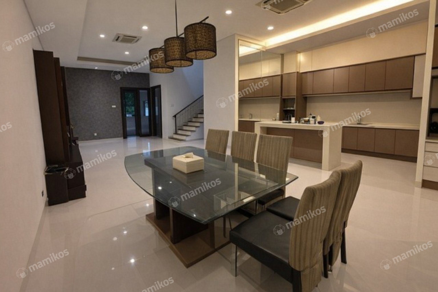 Rumah Sertifikat SHM 4 Kamar Tidur 3 Kamar Mandi Pantai Indah Kapuk Jakarta Utara