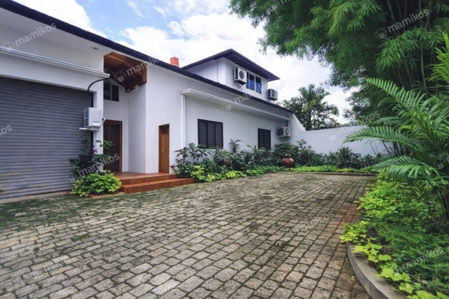 Rumah Sertifikat SHM 4 Kamar Tidur 4 Kamar Mandi Kemang Jakarta Selatan