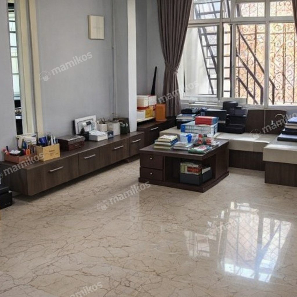 Rumah Sertifikat SHM 4 Kamar Tidur 4 Kamar Mandi Pantai Indah Kapuk Jakarta Utara