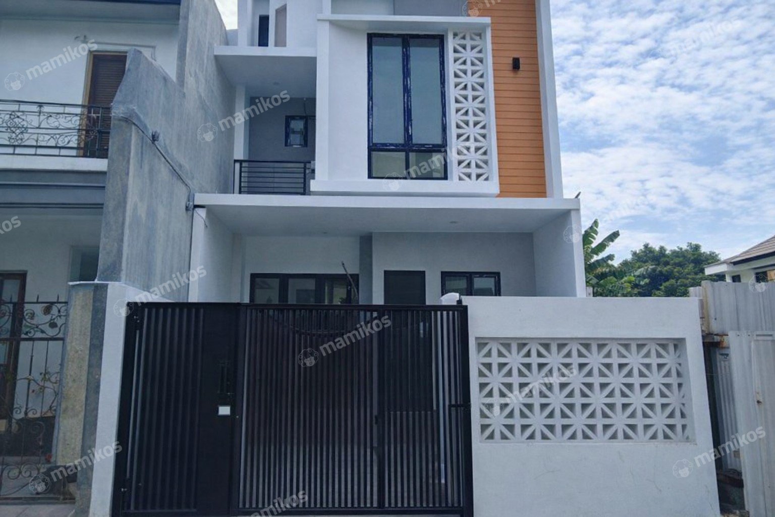 Rumah Sertifikat SHM 3 Kamar Tidur 3 Kamar Mandi Duren Sawit Jakarta Timur