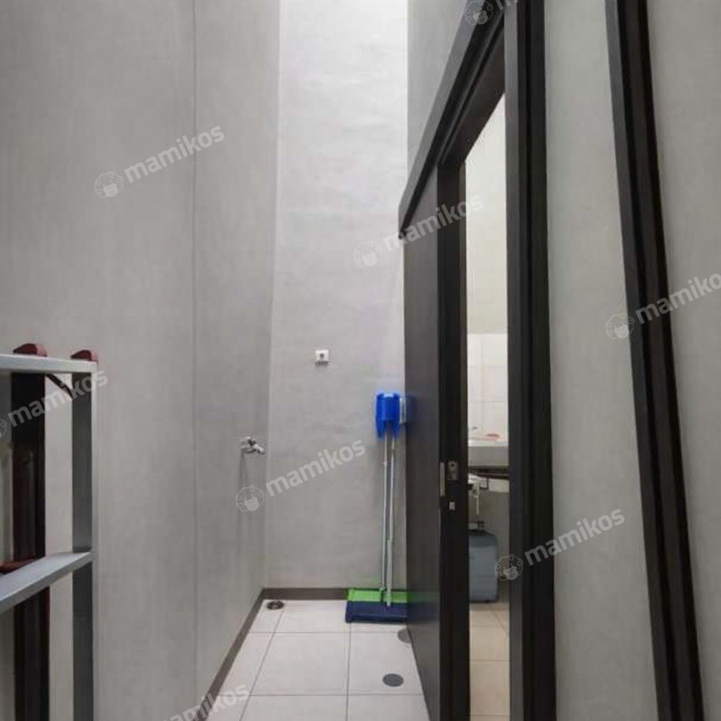 Rumah Sertifikat SHM 2 Kamar Tidur 2 Kamar Mandi Pantai Indah Kapuk Jakarta Utara - Photo 2