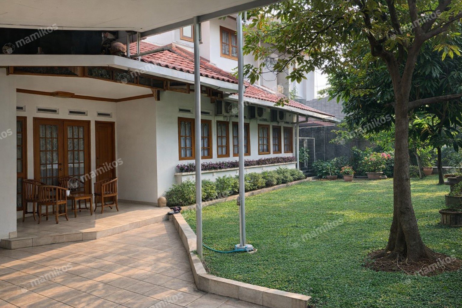 Rumah Sertifikat SHM 5 Kamar Tidur 4 Kamar Mandi Lebak Bulus Jakarta Selatan