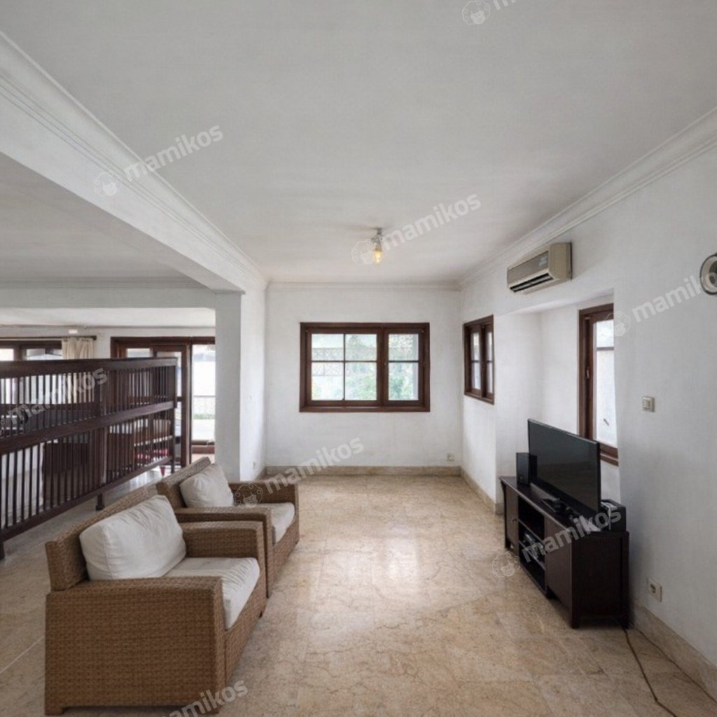 Rumah Sertifikat SHM 5 Kamar Tidur 3 Kamar Mandi Fatmawati Jakarta Selatan - Photo 2