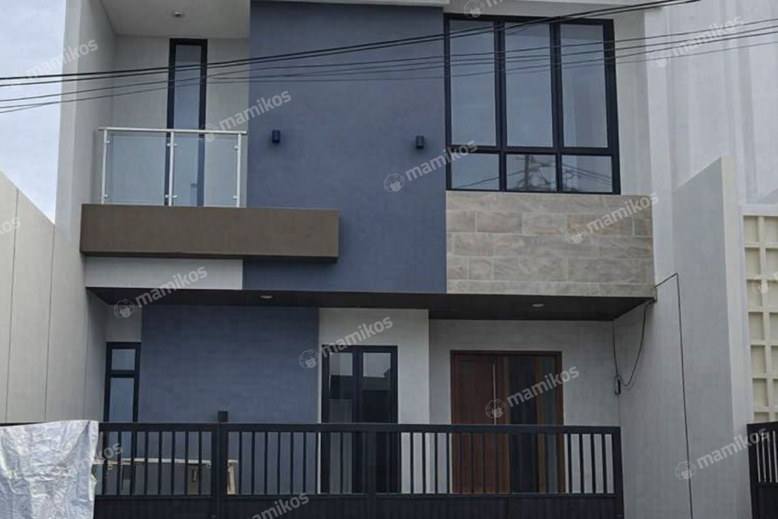 Rumah 3 Kamar Tidur 3 Kamar Mandi 2 Lantai Meruya Jakarta Barat
