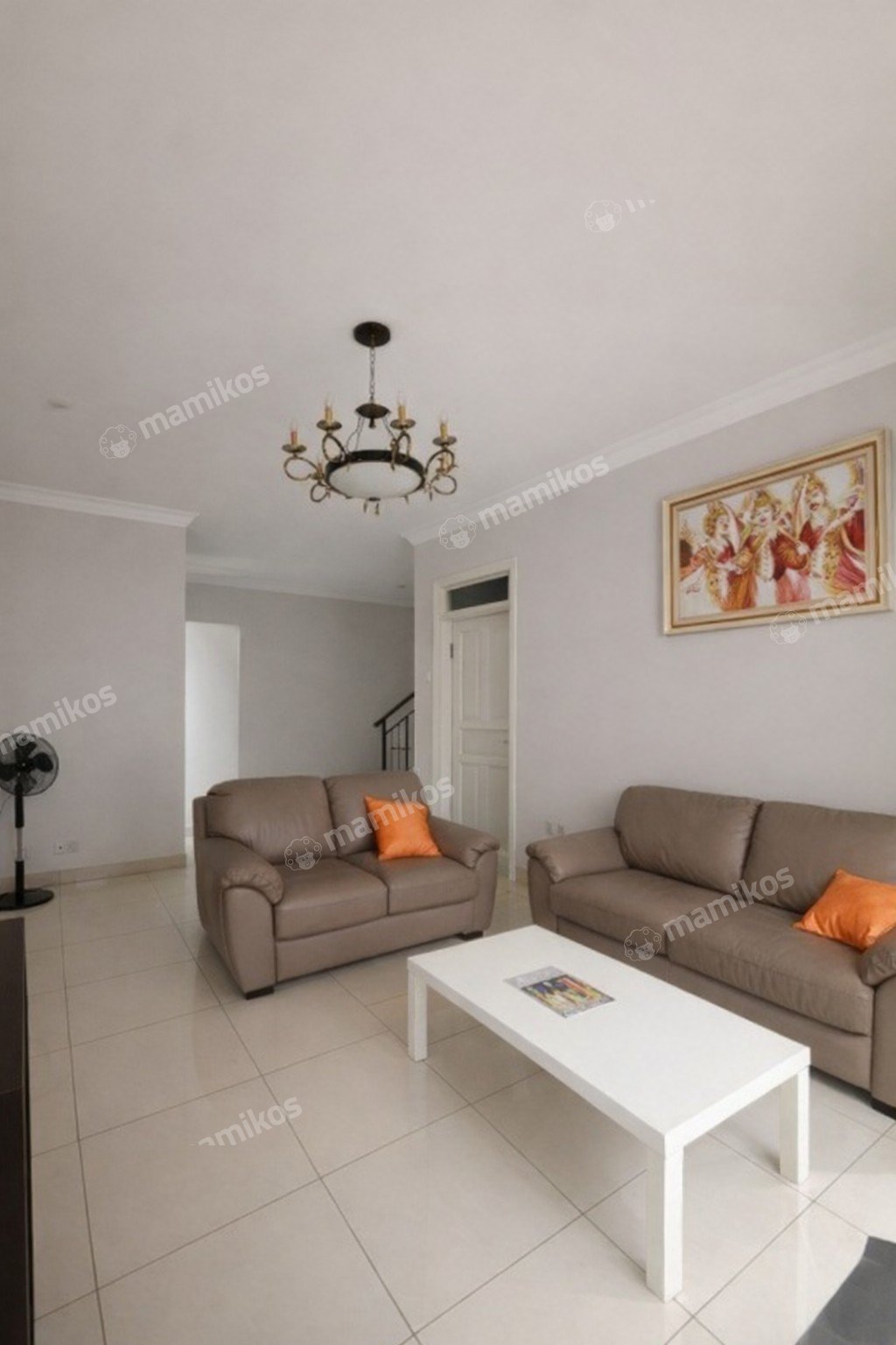 Rumah Sertifikat SHM 5 Kamar Tidur 5 Kamar Mandi Kota Wisata Jakarta Timur - Photo 3