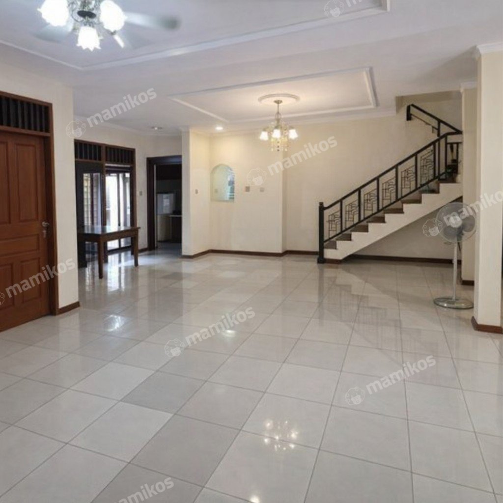 Rumah 3 Kamar Tidur 4 Kamar Mandi 2 Lantai Duren Sawit Jakarta Timur - Photo 2