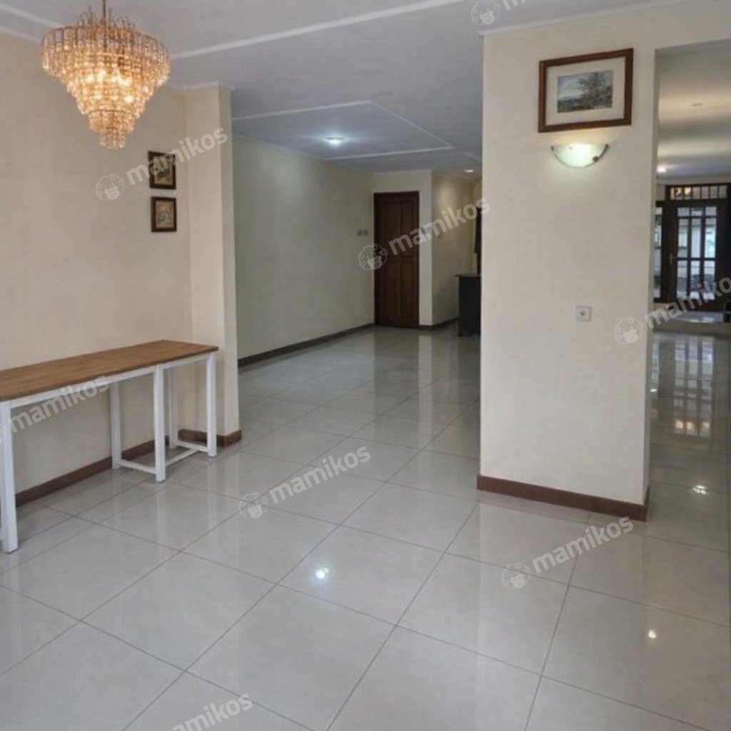 Rumah 3 Kamar Tidur 4 Kamar Mandi 2 Lantai Duren Sawit Jakarta Timur - Photo 3