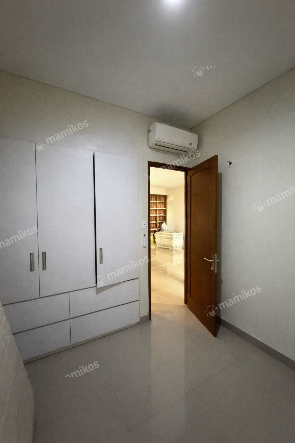 Rumah Sertifikat SHM 4 Kamar Tidur 3 Kamar Mandi Kelapa Gading Jakarta Utara - Photo 3