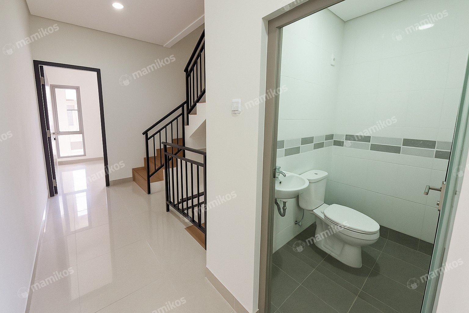 Rumah Sertifikat SHM 4 Kamar Tidur 3 Kamar Mandi Tomang Jakarta Barat - Photo 4